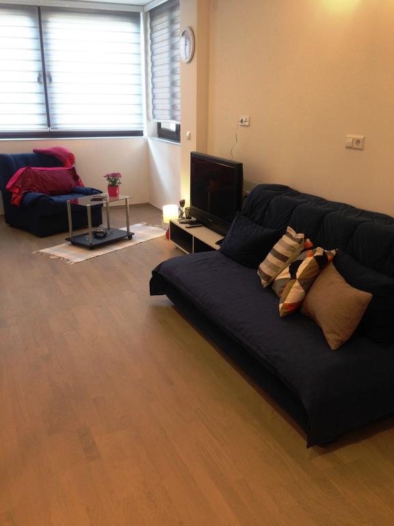 Dea'S Studio Apartment Sarajevo Phòng bức ảnh