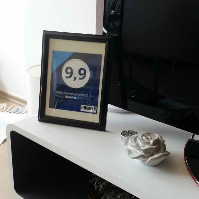 Dea'S Studio Apartment Sarajevo Ngoại thất bức ảnh